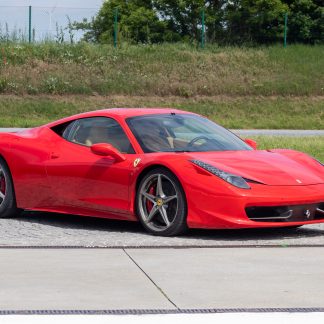 Ferrari 458 Italia - Kakucs ring